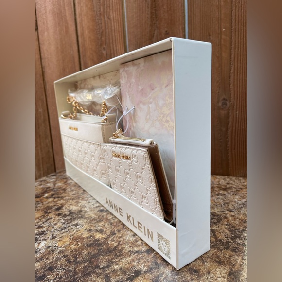 Anne Klein Crossbody & Wallet Set - Picture 2 of 13